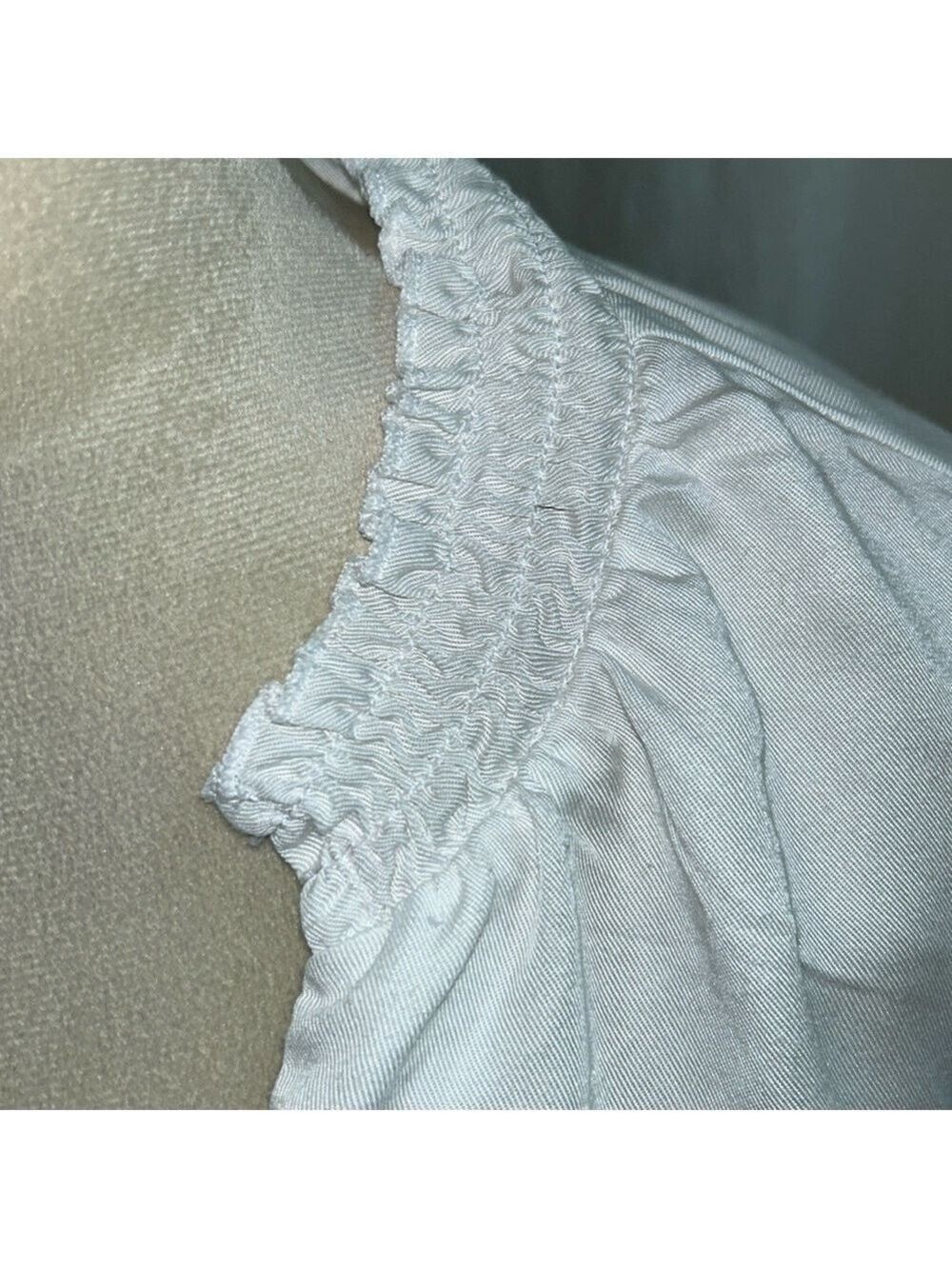 White House/Black Market: White, Tie Blouse: Size Small - Picture 6 of 9